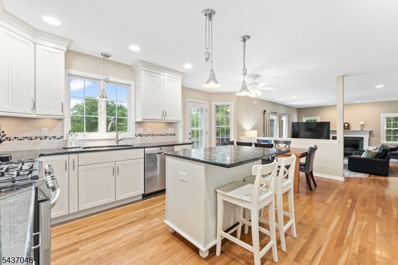Country Classics - Residential