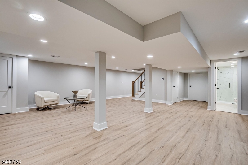 Riverside - Residential