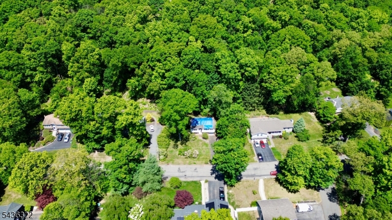 OAK RIDGE / MILTON - Residential