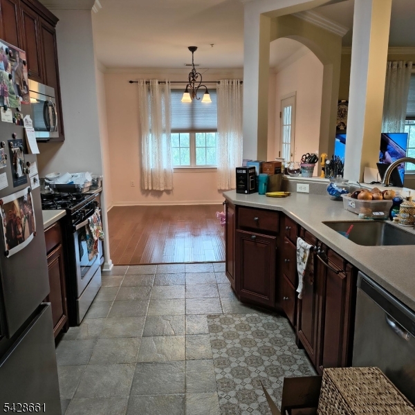 NOLAN'S RIDGE - Residential
