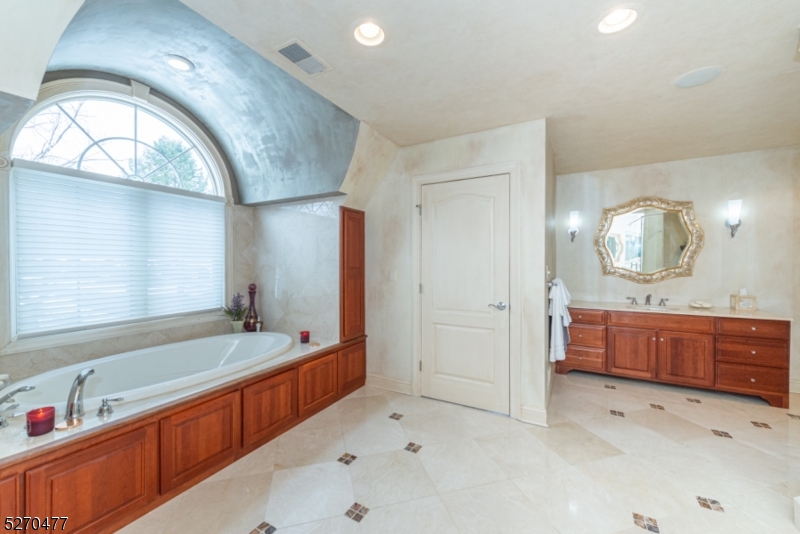 Raintree - Residential