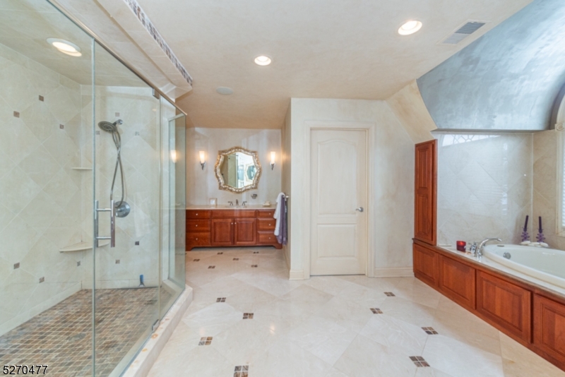 Raintree - Residential