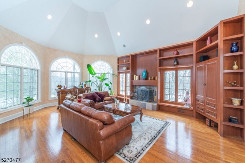 Raintree - Residential