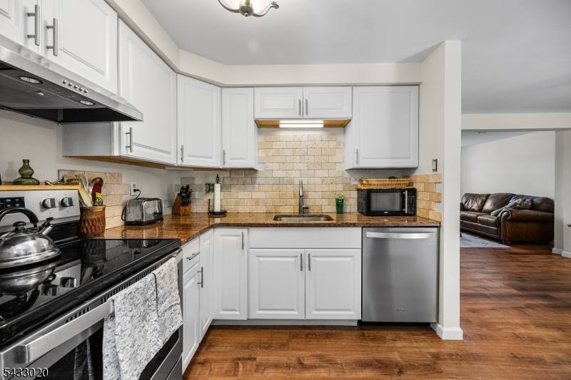 Meadowbrook Farms - Residential