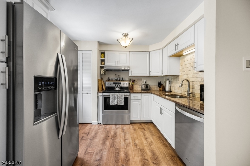 Meadowbrook Farms - Residential