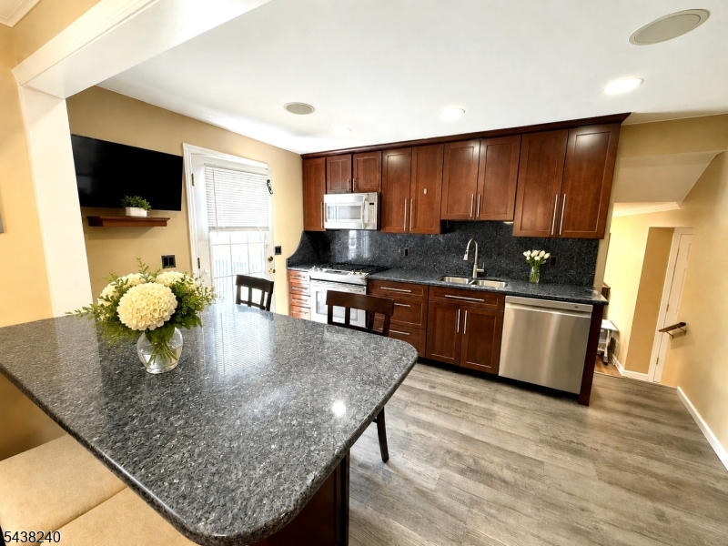 Hill Section - Residential