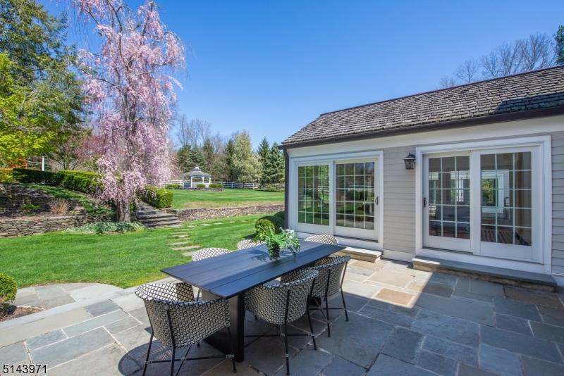 New Vernon - Residential