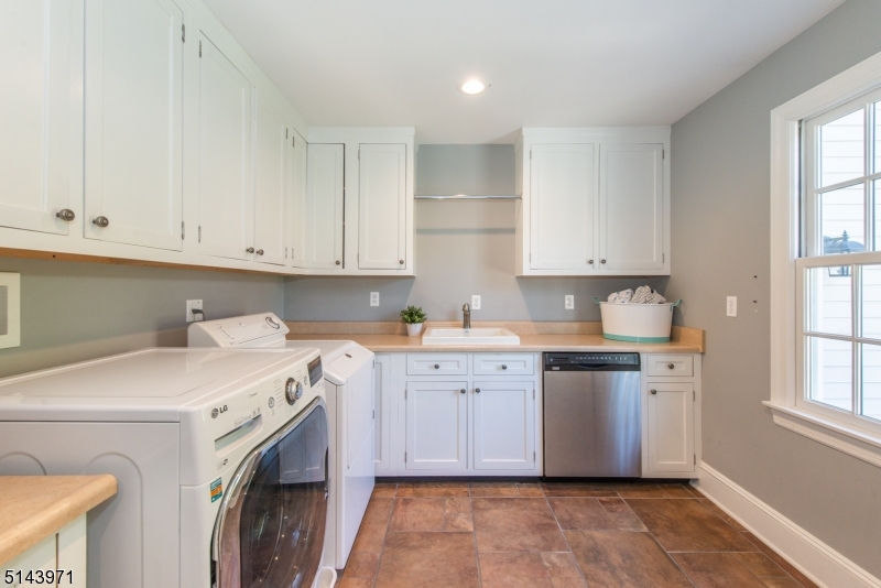 New Vernon - Residential