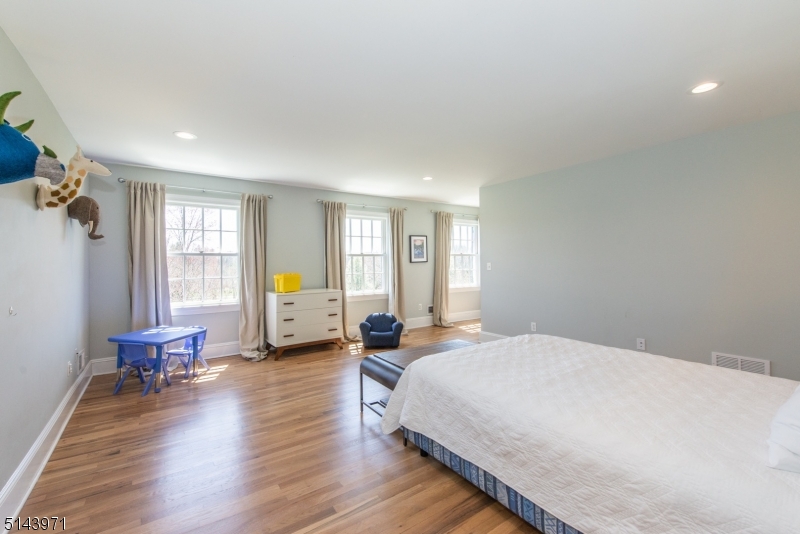 New Vernon - Residential