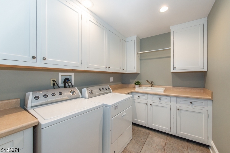 New Vernon - Residential