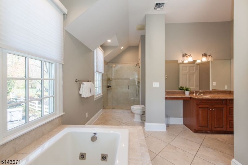 New Vernon - Residential