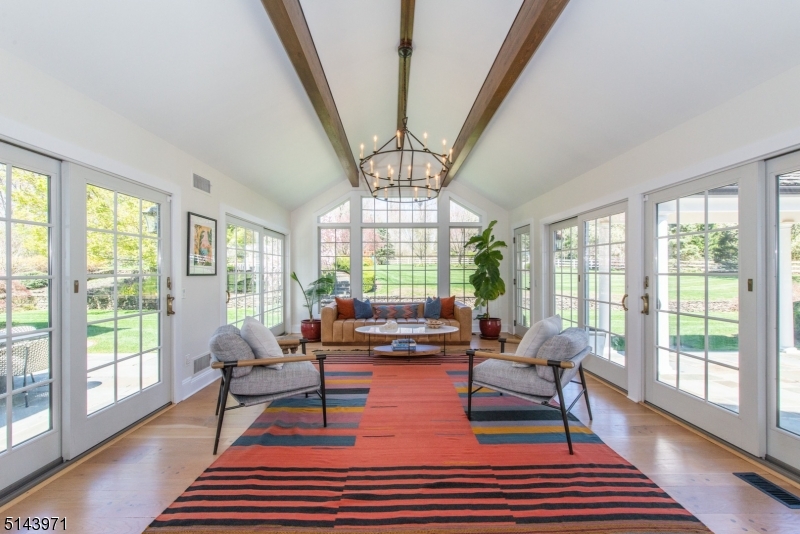 New Vernon - Residential