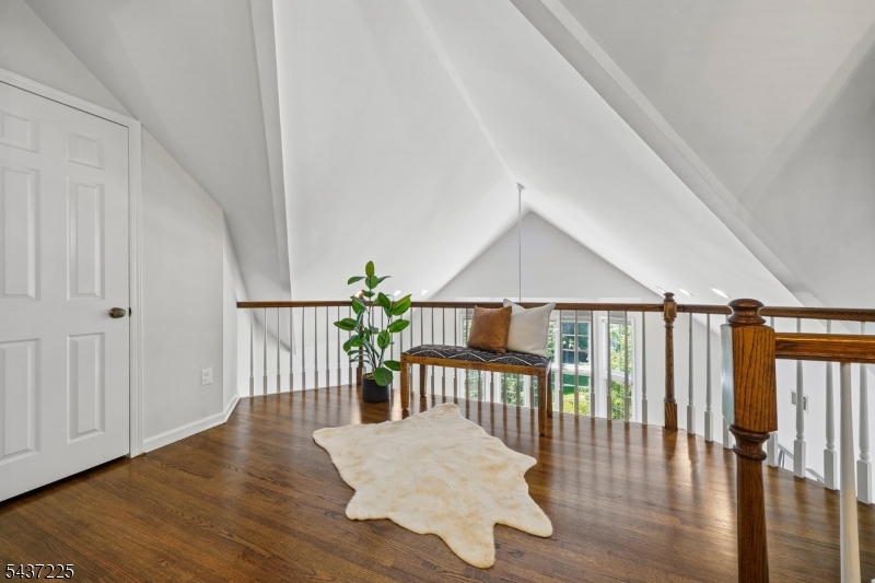 High Mountain Village - Residential
