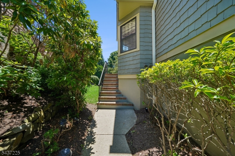 High Mountain Village - Residential