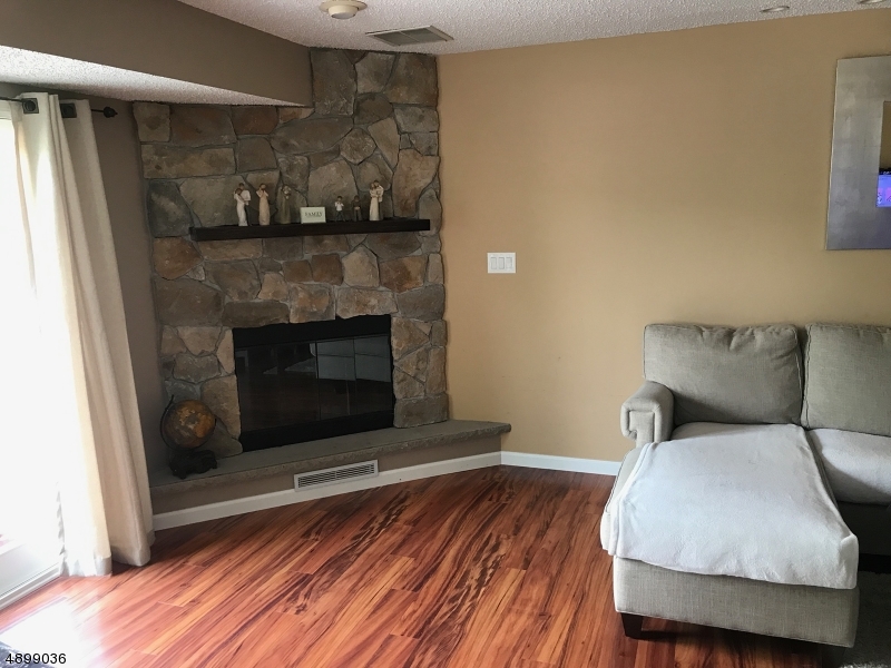 THE MEADOWS - Residential Lease