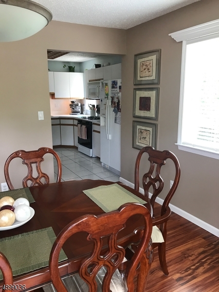 THE MEADOWS - Residential Lease