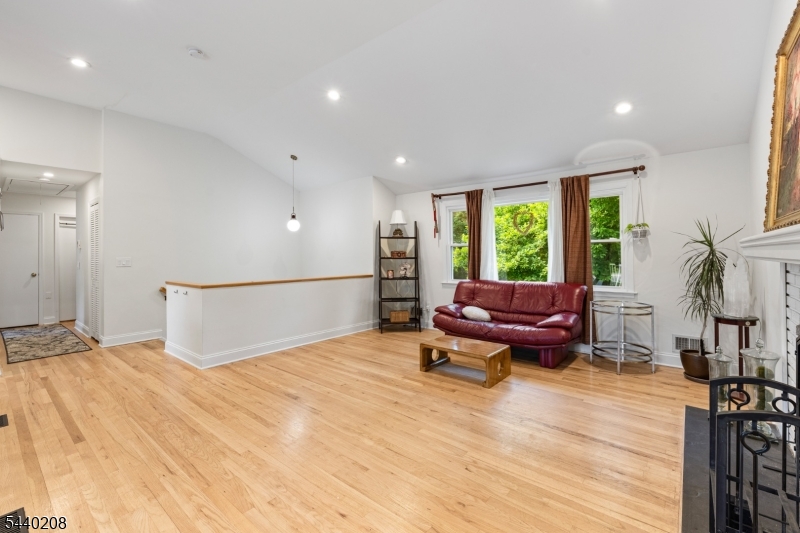 Rocky Hill - Residential