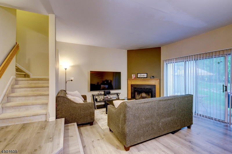 Seasons Glen - Residential