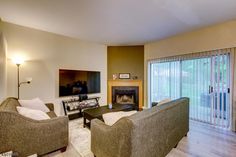 Seasons Glen - Residential