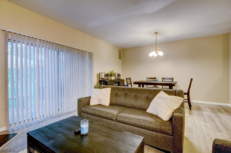 Seasons Glen - Residential