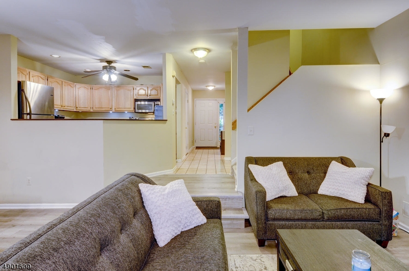 Seasons Glen - Residential