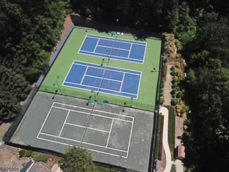 Fox Hills - Residential