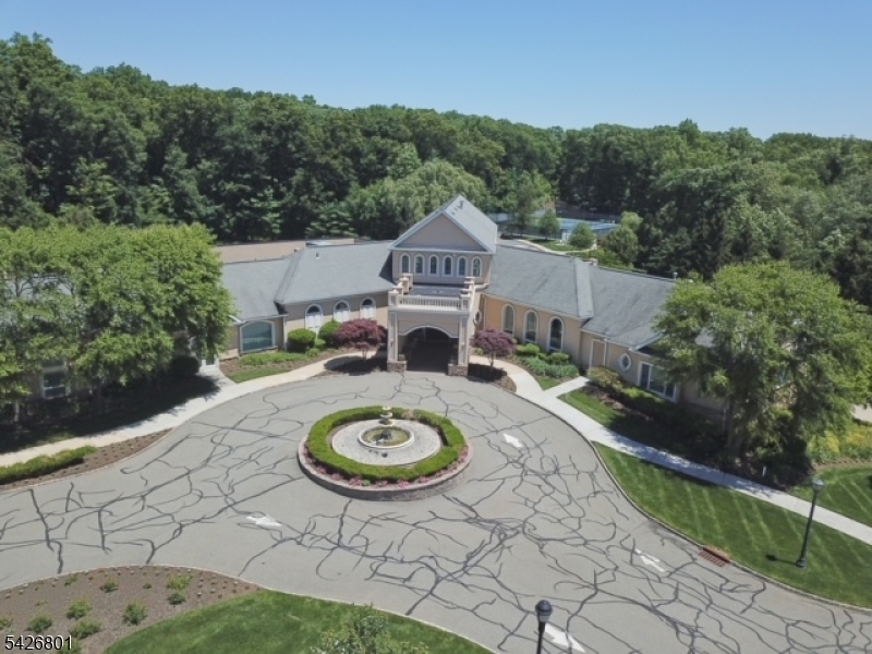 Fox Hills - Residential