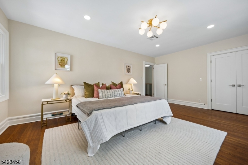 College Hill - Residential