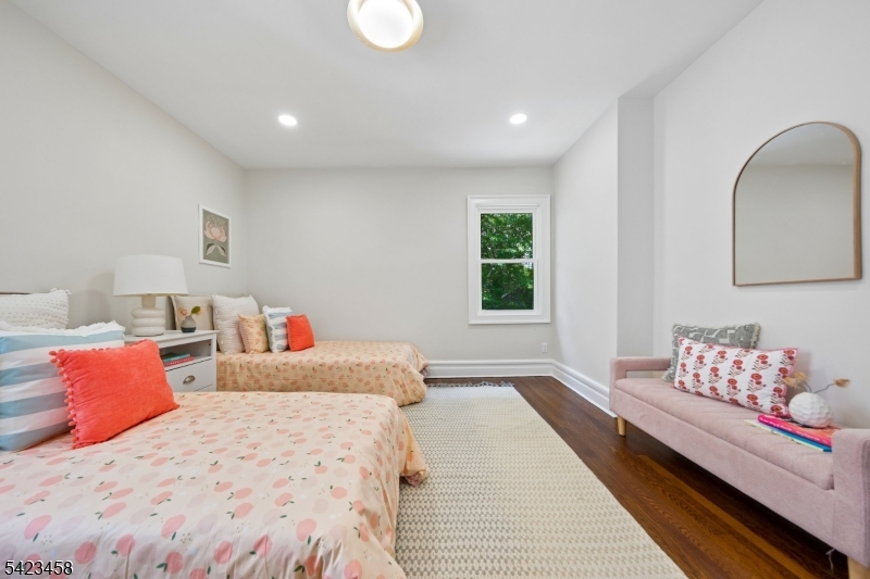 College Hill - Residential