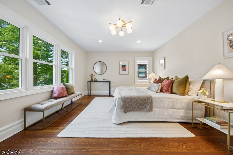College Hill - Residential