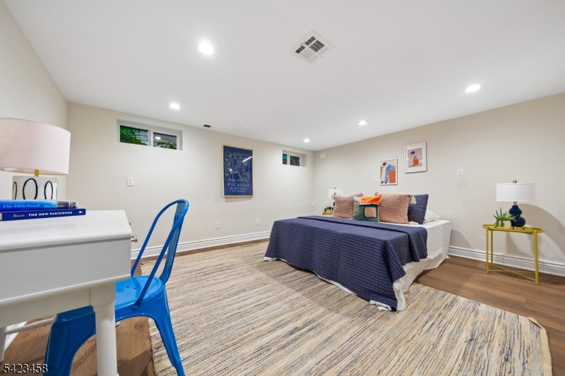College Hill - Residential