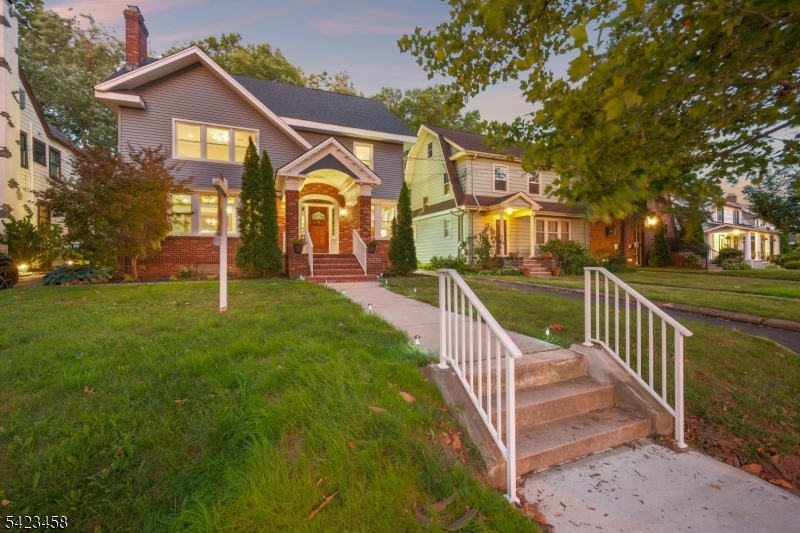 College Hill - Residential