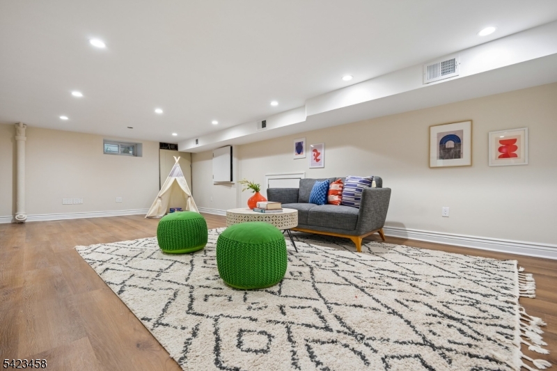 College Hill - Residential
