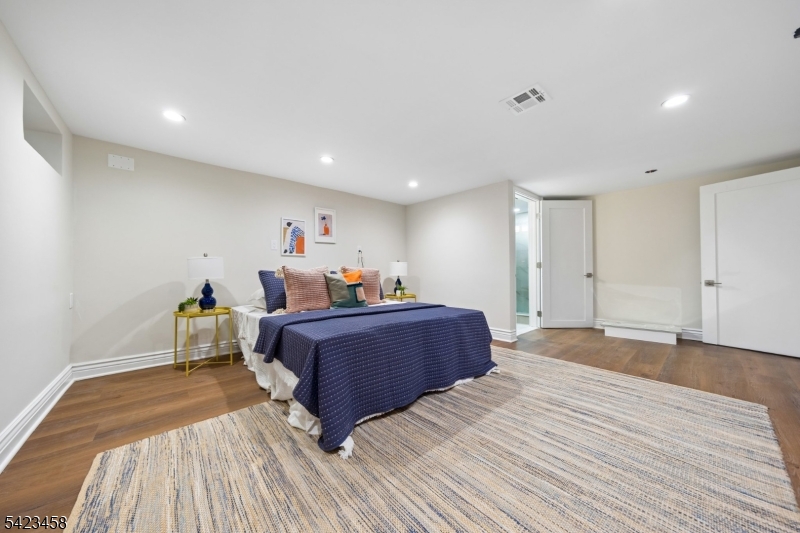 College Hill - Residential