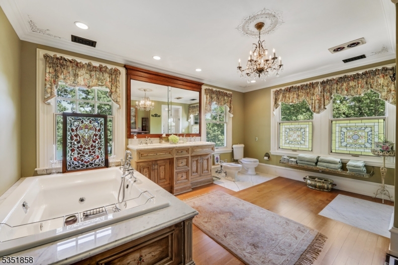 Chestnut Pt of LK Hopatcong - Residential