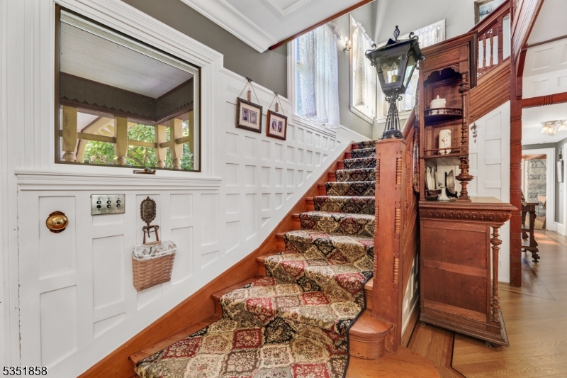 Chestnut Pt of LK Hopatcong - Residential