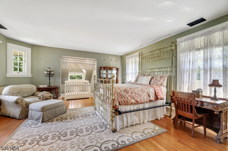 Chestnut Pt of LK Hopatcong - Residential