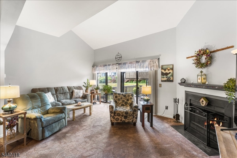Hampton Commons - Residential