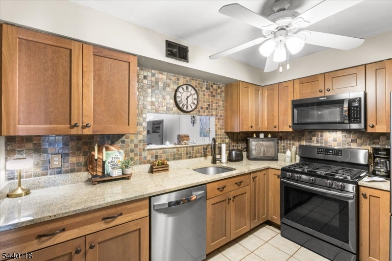 Hampton Commons - Residential