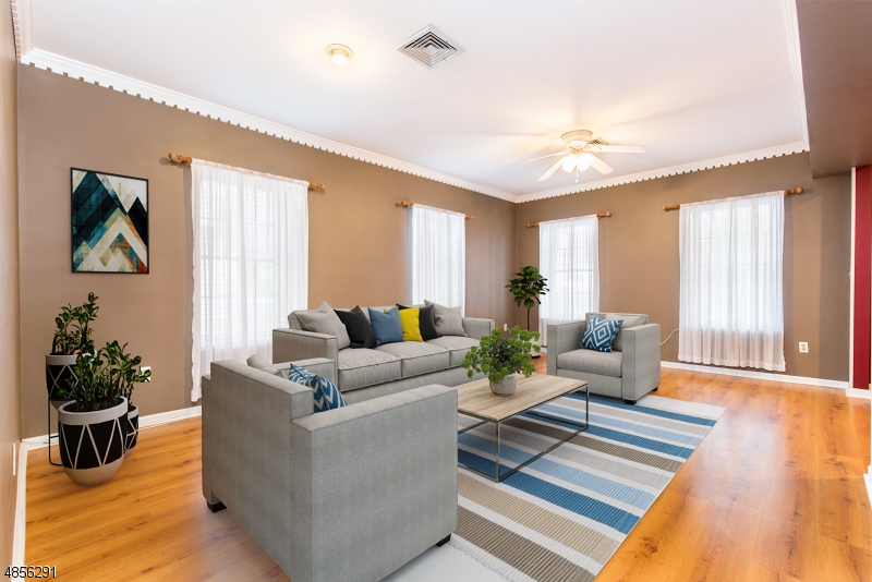 Why Rent When you can own. Large 1 bedroom 1 bath unit located in desirable area close to transportation, shops, parks, lakes and restaurants. Only unit in the building with direct front and back walkout. Hardwood floors throughout, central Air, Central Vac, and thermal windows.