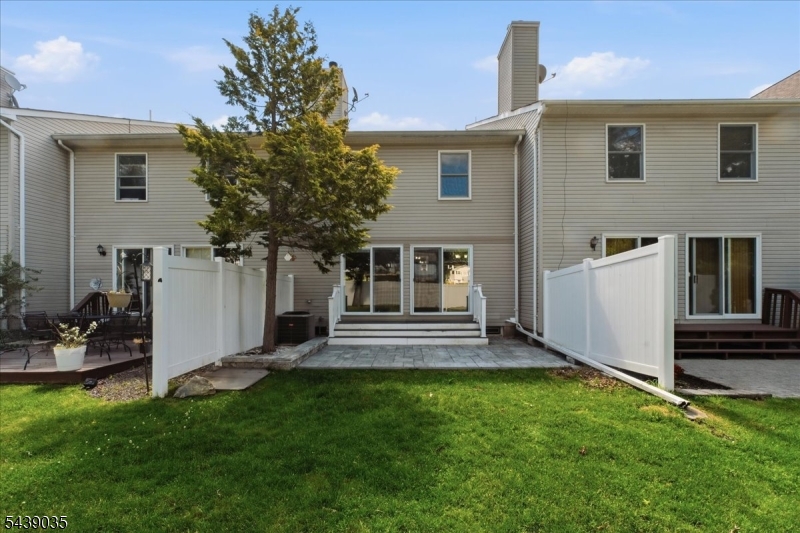 Heritage Lakes - Residential