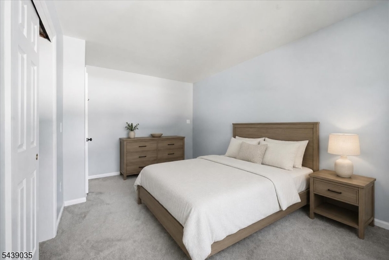 Heritage Lakes - Residential
