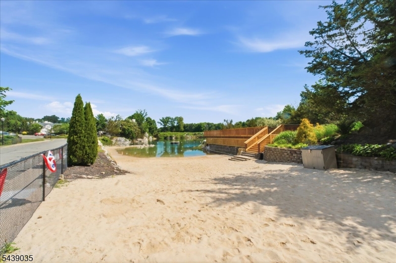 Heritage Lakes - Residential