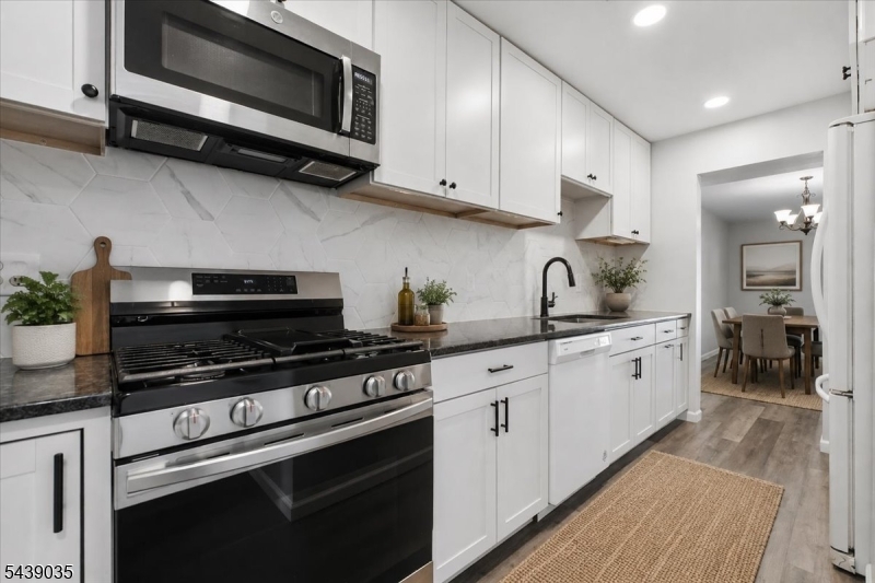 Heritage Lakes - Residential