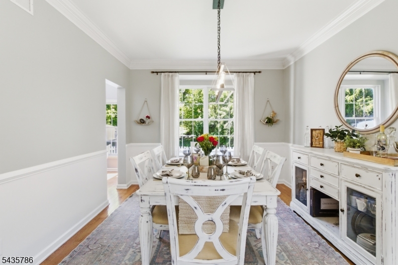 Greenwich Chase - Residential