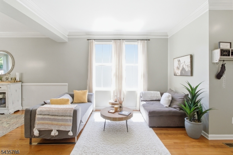 Greenwich Chase - Residential