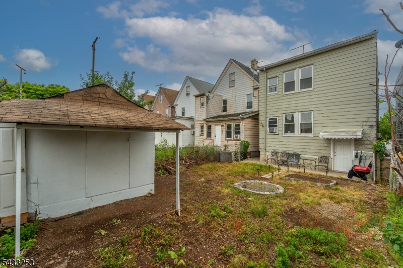 Peterstown - Residential Income