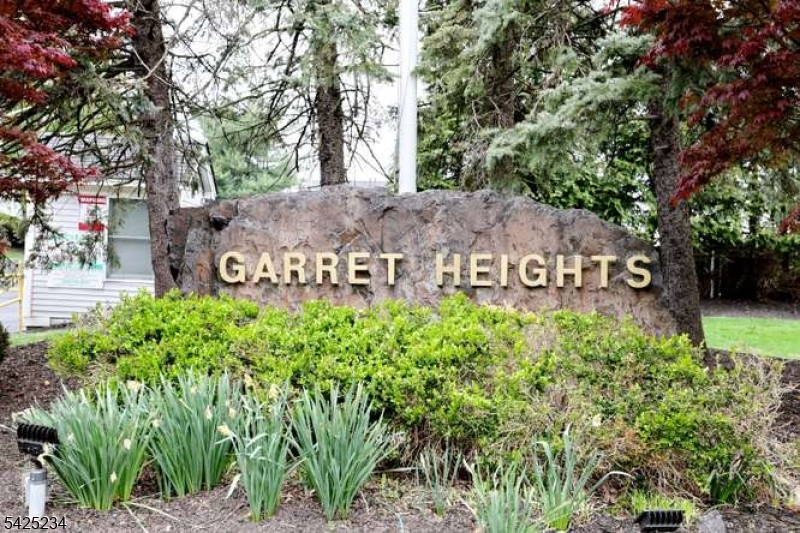 Garrett Heights - Residential