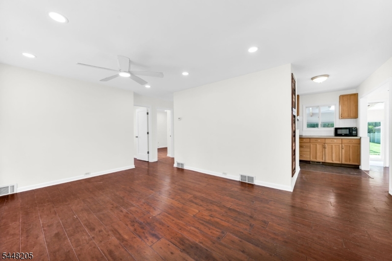 White Meadow Lake - Residential