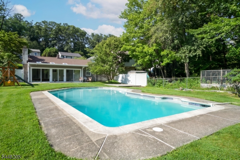 White Meadow Lake - Residential